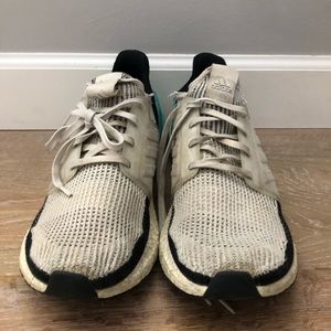 Adidas ULTRABOOST MENS Size 11 1/2, White, Black, Teal